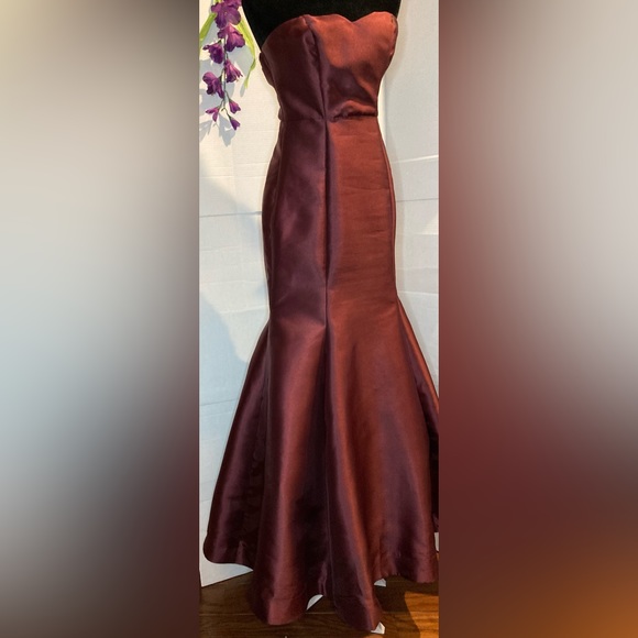 B.Darlin Formal Prom Homecoming Dress Juniors Burgundy Trumpet Size 7/8 [bb] - Picture 2 of 7